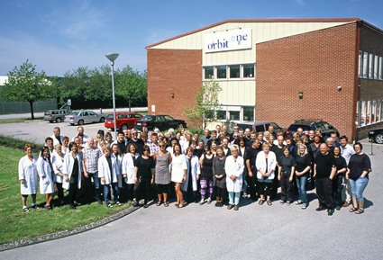 85 av de anställda på Orbit One i Ronneby, 2014.