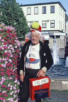 Sjömannen och globetrottern Tage Lilienstrand, "Islänningen", på torget i Ronneby, 1991.