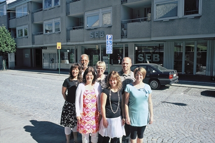 Personalen på Skandinaviska Enskilda Banken, SEB, i Ronneby, Kungsgatan 11, 2009.