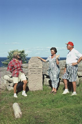 Vid Engelska kyrkogården, Hanö, juli 1997.